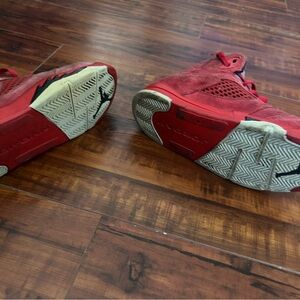 Jordan 5 retro suede